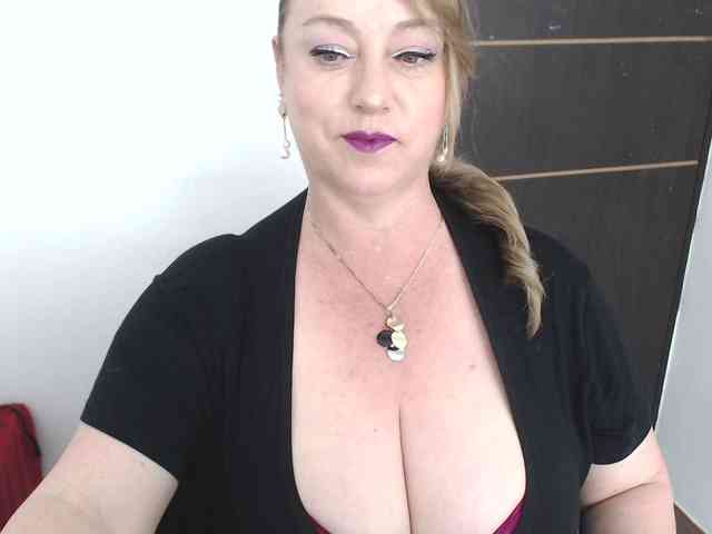 sweetsalo webcam