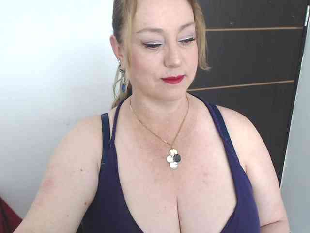 sweetsalo webcam