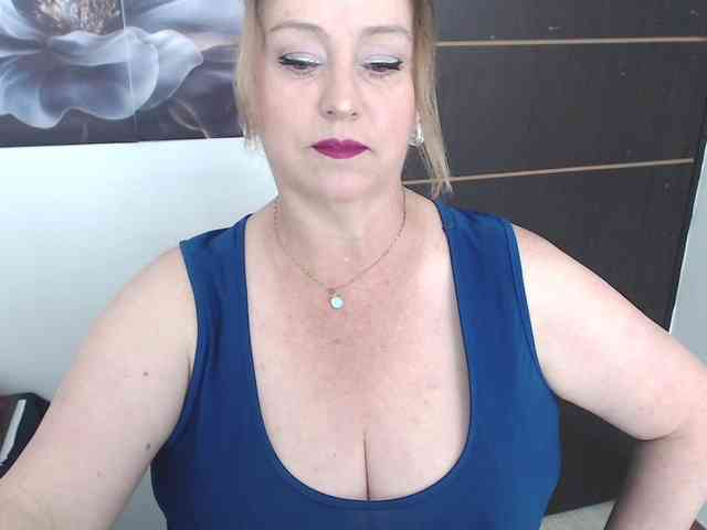 sweetsalo webcam