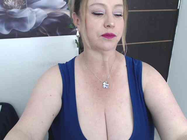 sweetsalo webcam