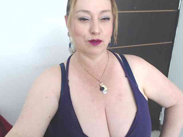 sweetsalo webcam