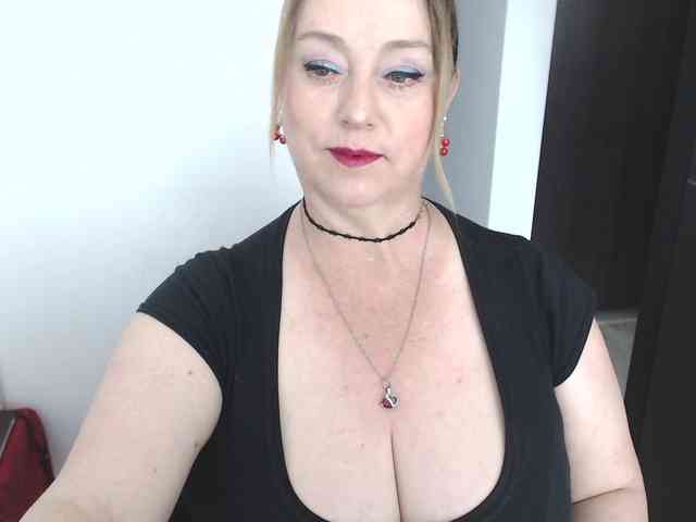 sweetsalo webcam