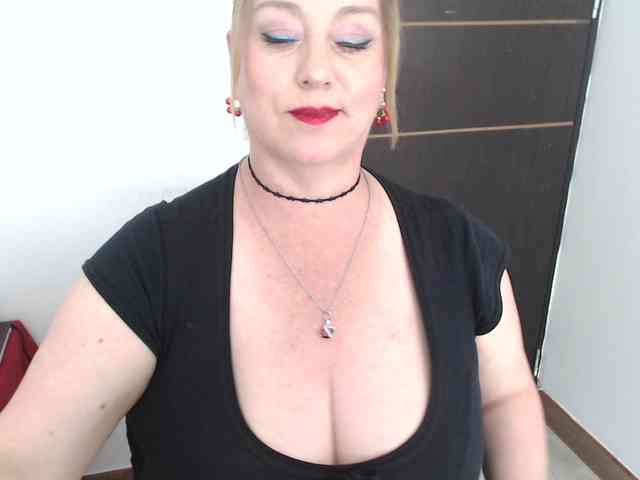 sweetsalo webcam