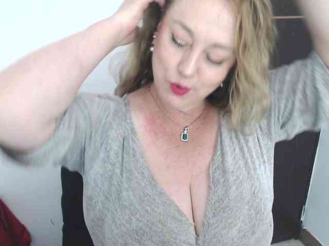 sweetsalo webcam