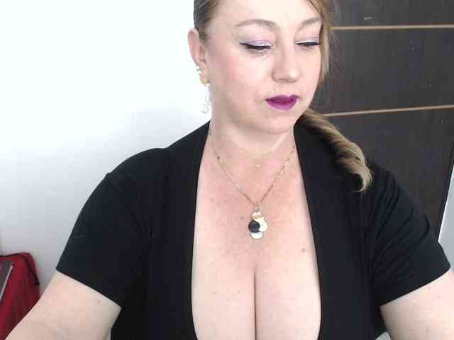 sweetsalo webcam