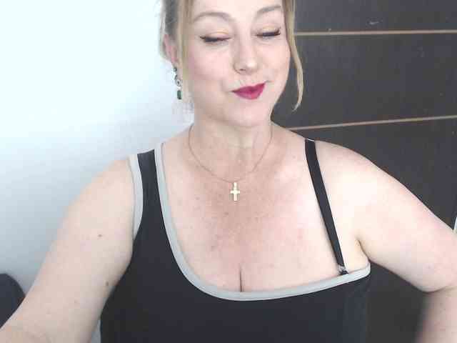 sweetsalo webcam