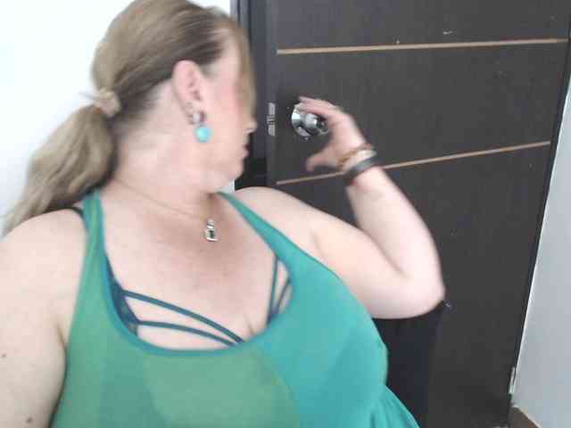 sweetsalo webcam