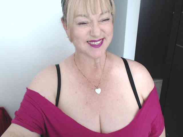 sweetsalo webcam