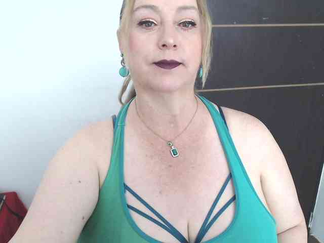sweetsalo webcam