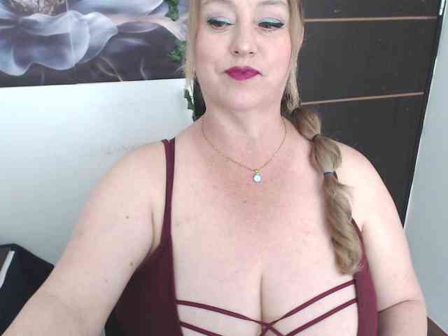 sweetsalo webcam