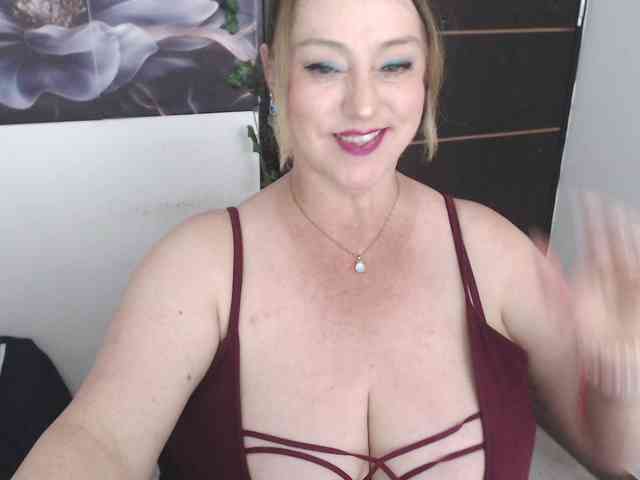 sweetsalo webcam