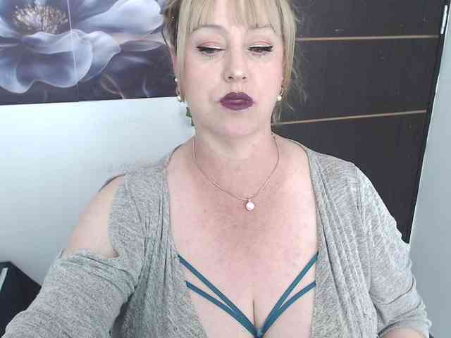sweetsalo webcam