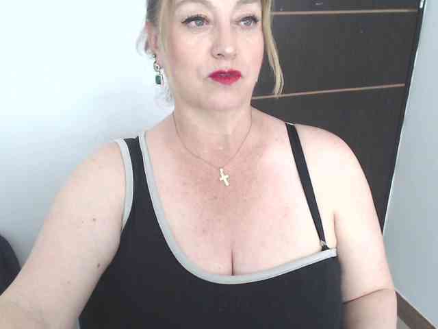 sweetsalo webcam