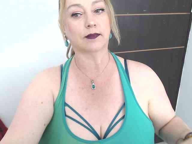 sweetsalo webcam