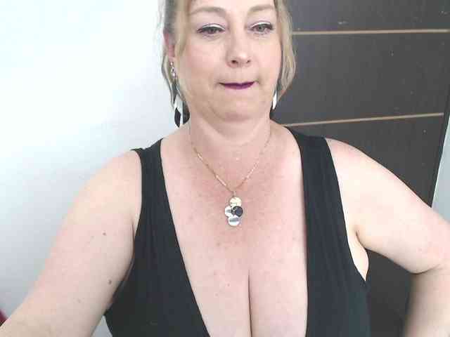 sweetsalo webcam