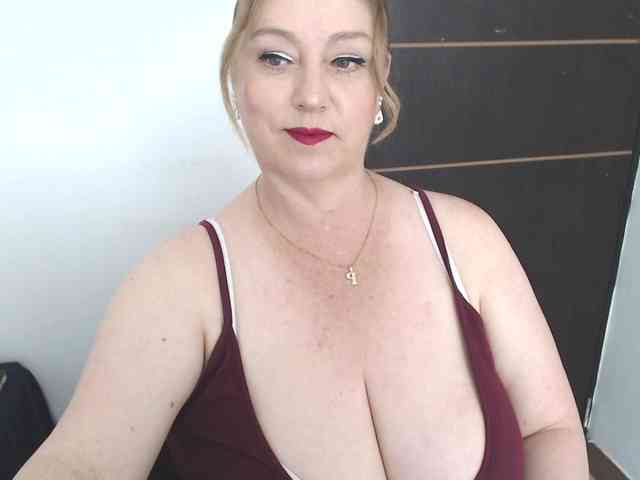 sweetsalo webcam