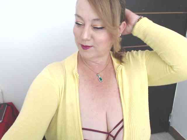 sweetsalo webcam