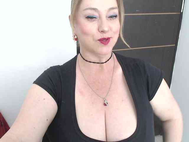 sweetsalo webcam