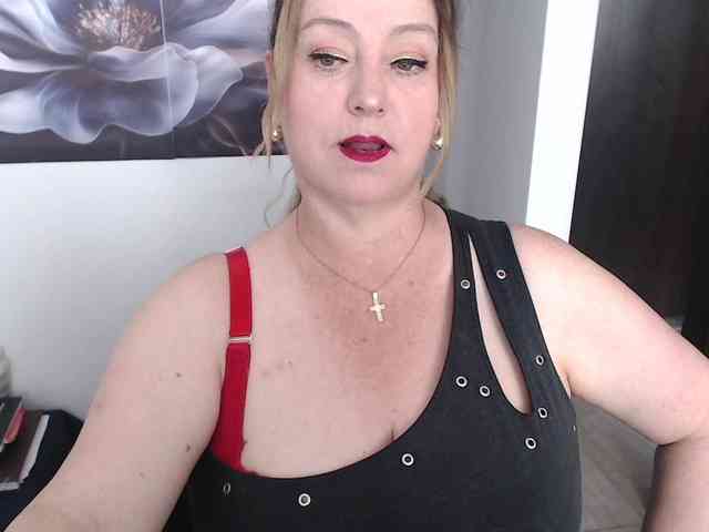 sweetsalo webcam