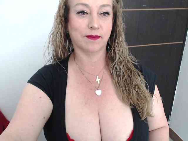 sweetsalo webcam