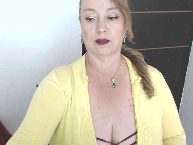 sweetsalo webcam