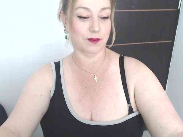 sweetsalo webcam