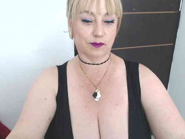 sweetsalo webcam
