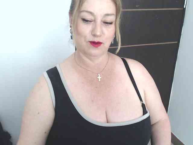 sweetsalo webcam