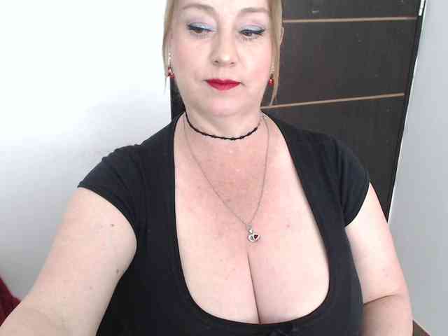 sweetsalo webcam