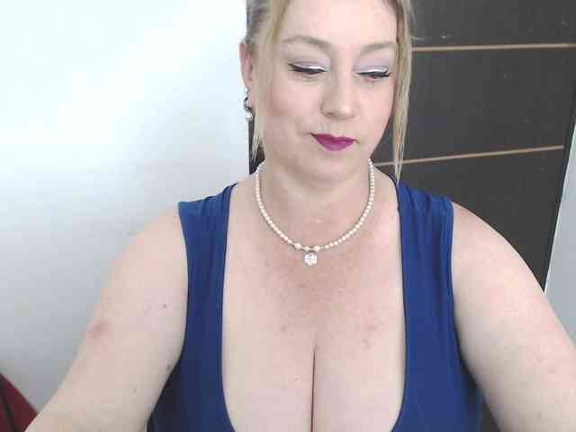 sweetsalo webcam