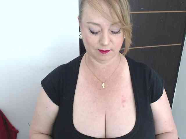 sweetsalo webcam