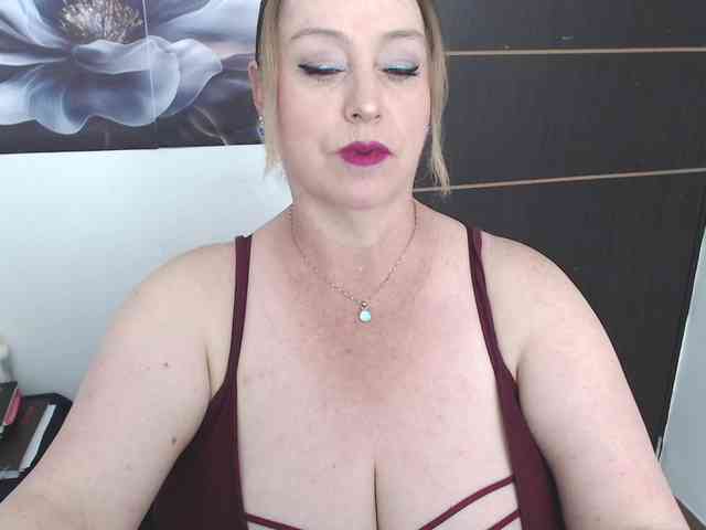 sweetsalo webcam