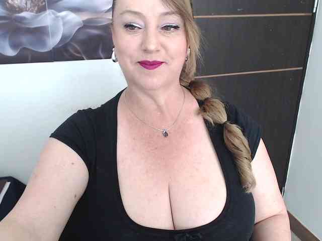sweetsalo webcam