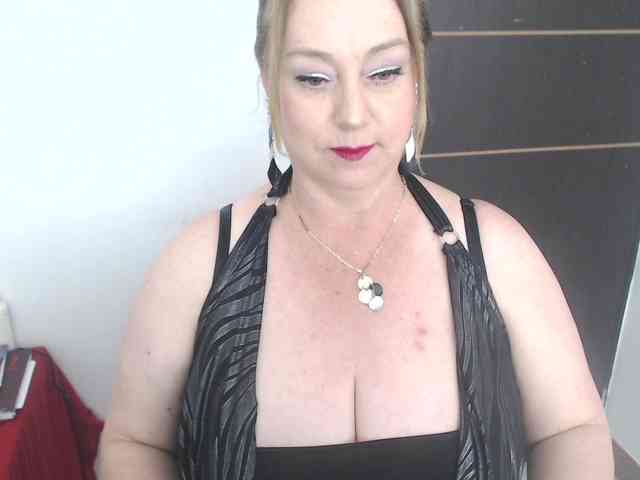sweetsalo webcam