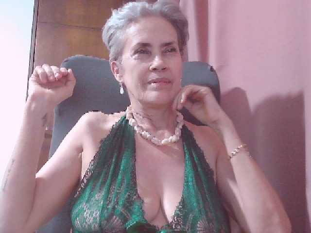 belleblondx webcam bongacams model stream image