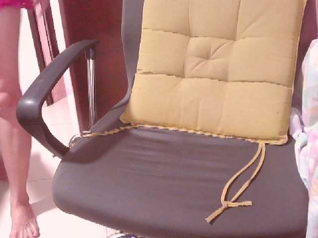 belleblondx cam belle