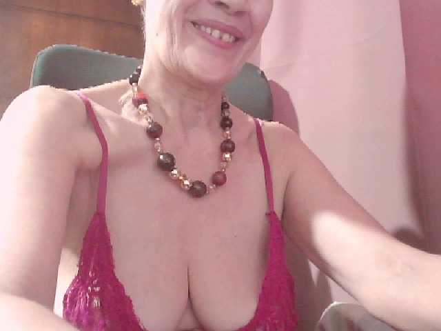 belleblondx cam belle