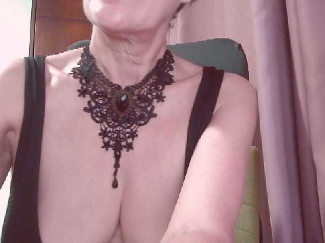 belleblondx cam belle