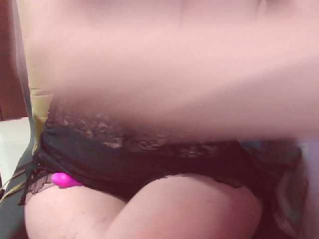 belleblondx cam belle