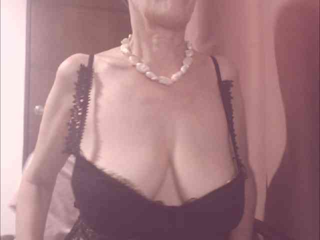 belleblondx webcam
