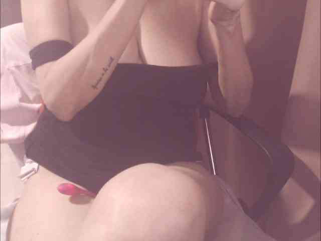 belleblondx webcam