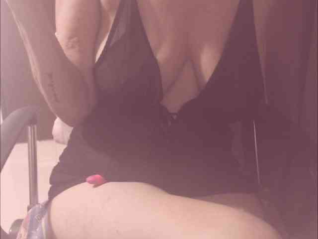 belleblondx webcam