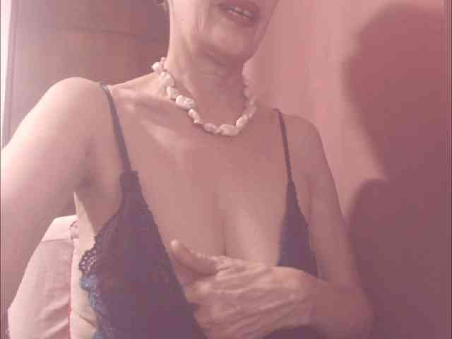 belleblondx webcam