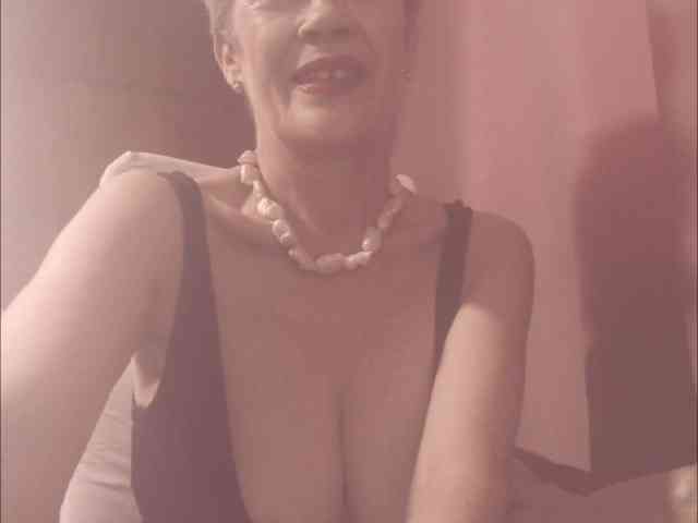 belleblondx webcam