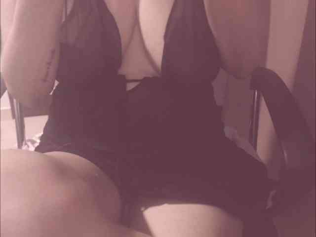 belleblondx webcam