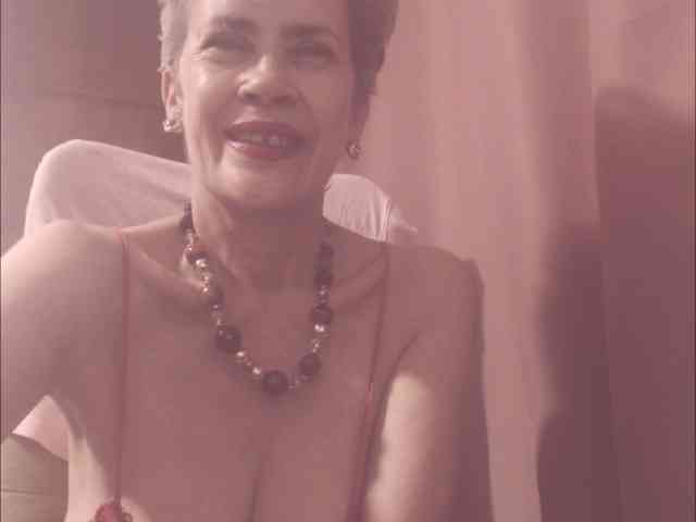 belleblondx webcam