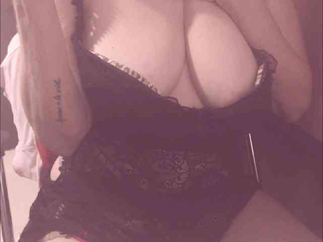belleblondx webcam