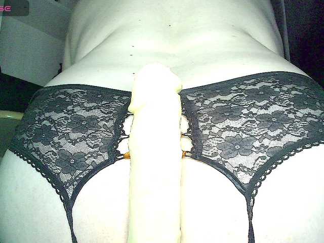 -WINNI-PUX-'s BongaCams show and profile