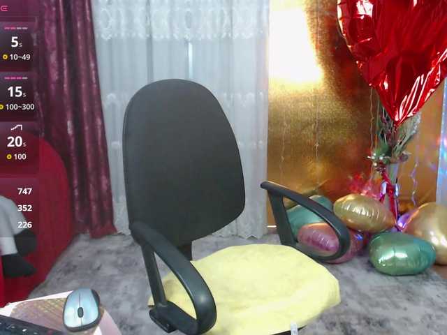 --Nicol--'s BongaCams show and profile