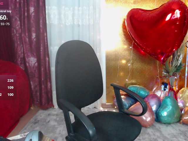 --Nicol--'s BongaCams show and profile